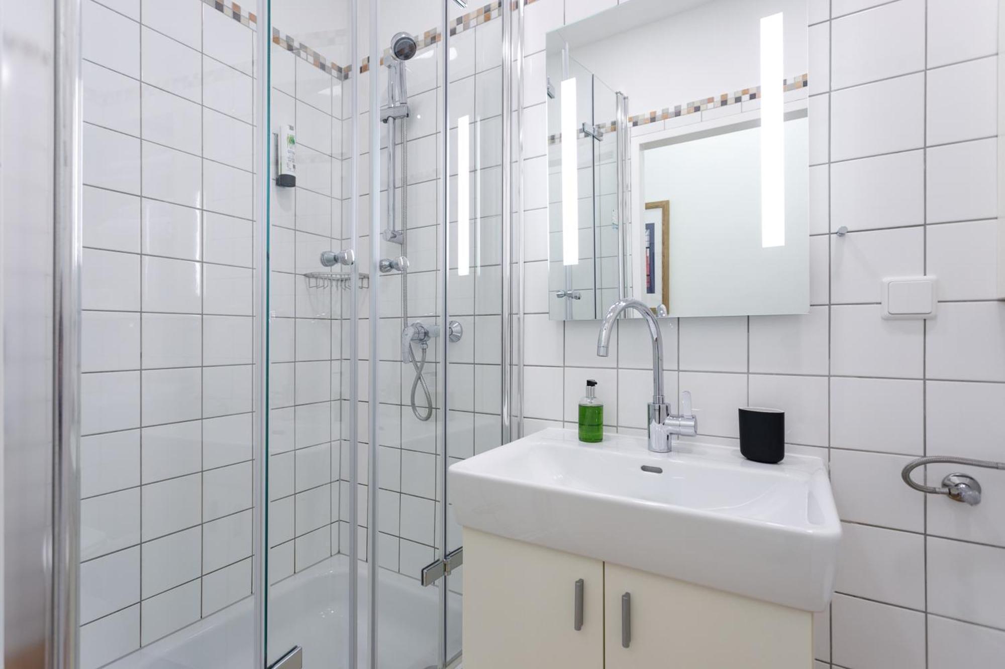 Riess City Rooms - Self Check-In Вена Экстерьер фото